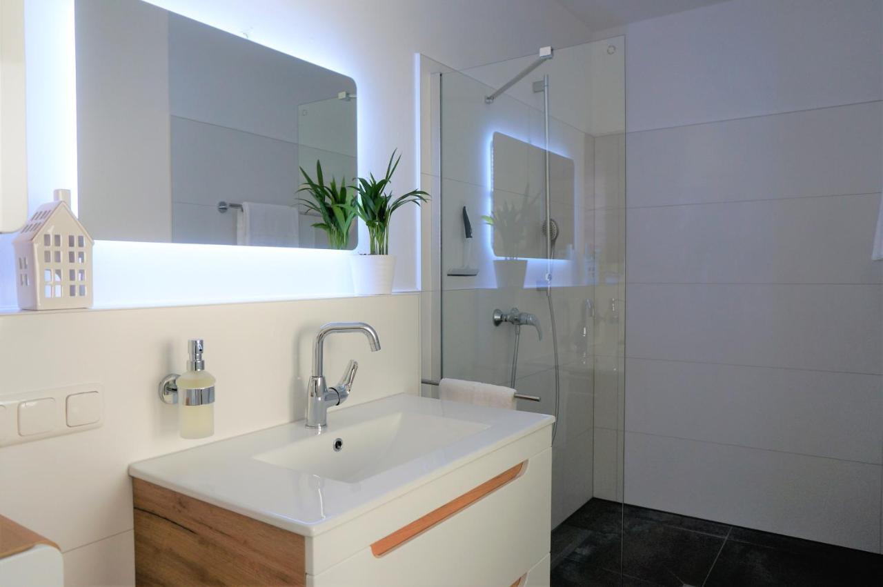 Mein Apartment, Stars Mit Balkon Und Klima Fuer Bis Zu 4 Personen Frankenthal  Dış mekan fotoğraf
