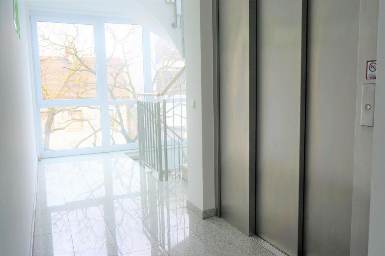 Mein Apartment, Stars Mit Balkon Und Klima Fuer Bis Zu 4 Personen Frankenthal  Dış mekan fotoğraf